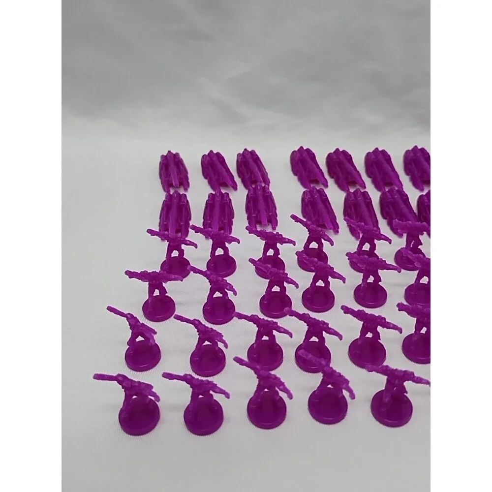 (47) 2007 Transformers Magenta Risk Board Game Player Pieces